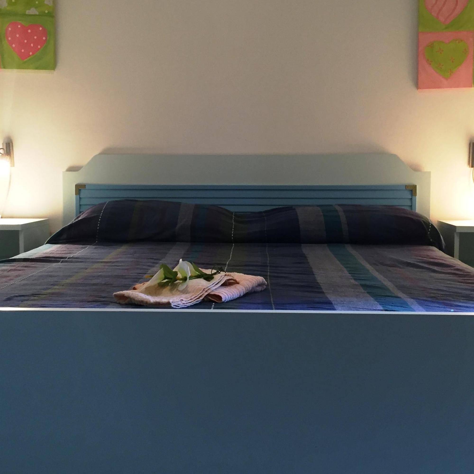 Sardinia Re - Casa Ibiscus Villa สตินติโน ภายนอก รูปภาพ
