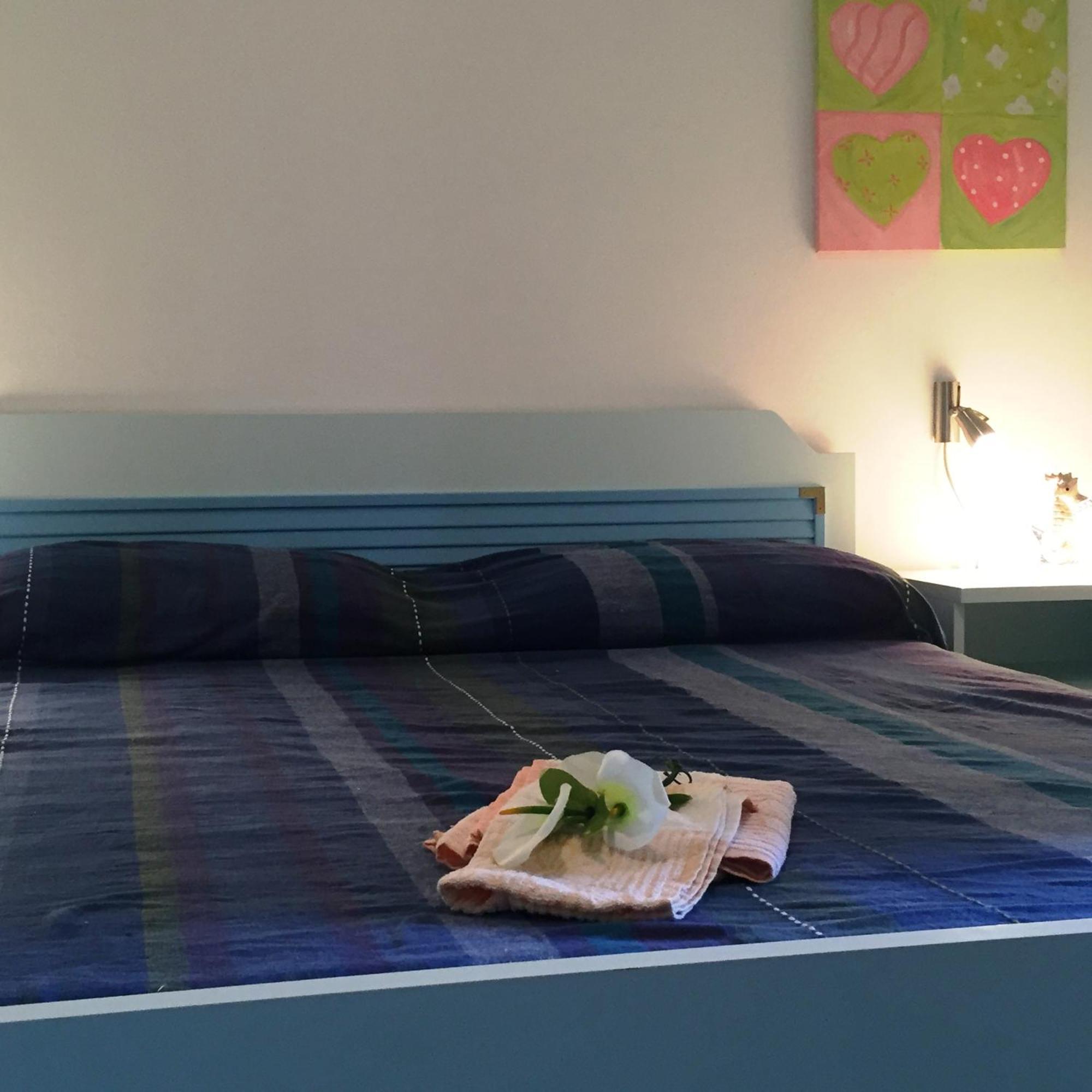 Sardinia Re - Casa Ibiscus Villa สตินติโน ภายนอก รูปภาพ